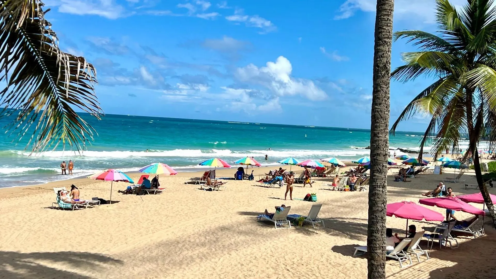 Apartment At Heart Of Condado With Front View Terrace San Juan 0*,  Portoryko