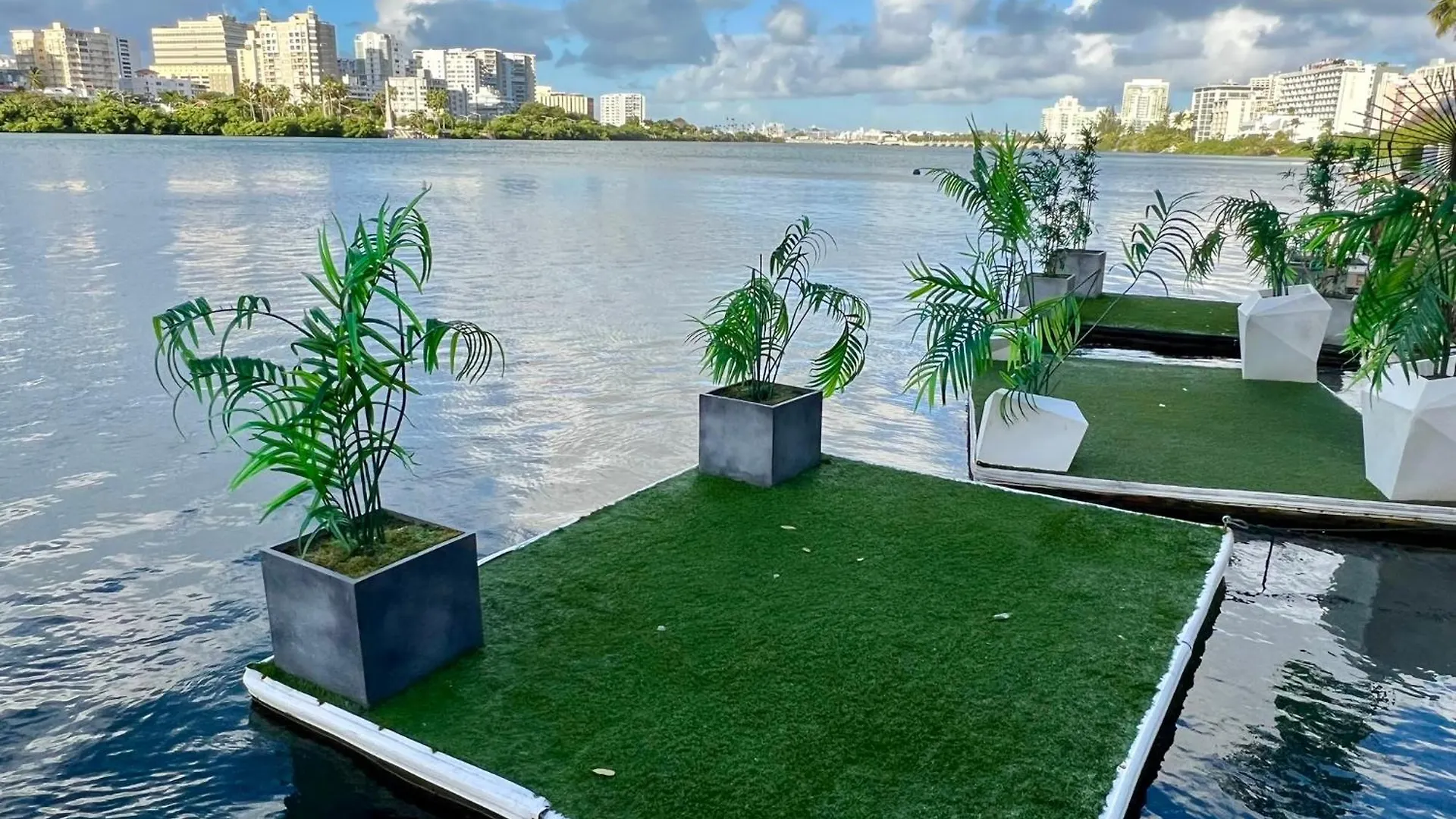 Apartment At Heart Of Condado With Front View Terrace location