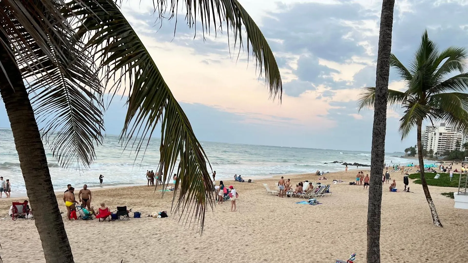 Apartment At Heart Of Condado With Front View Terrace San Juan Porto Riko