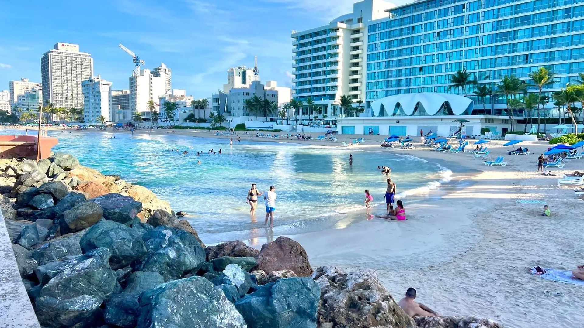 Apartment At Heart Of Condado With Front View Terrace San Juan Porto Riko